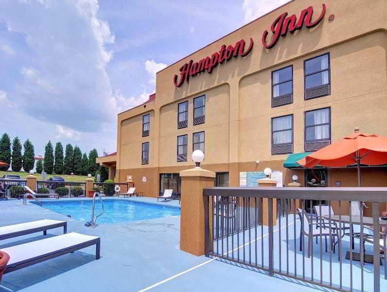 Hampton Inn Иден Экстерьер фото
