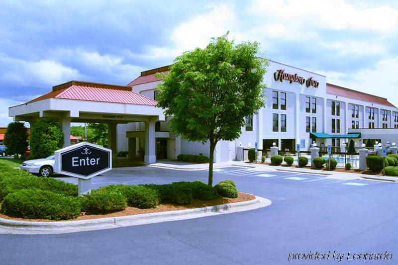 Hampton Inn Иден Экстерьер фото
